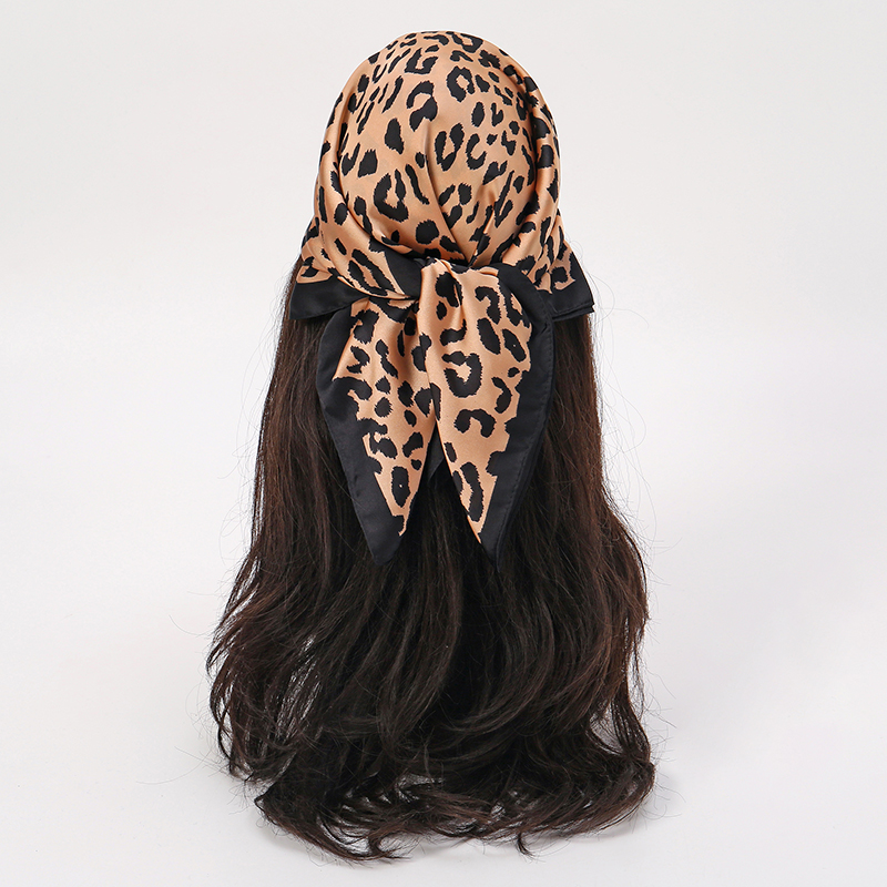 Écharpe imprimée léopard pour  - Face Scarf Mask avis et prix